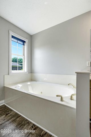 144 The Landings, Taylorsville, KY 40071