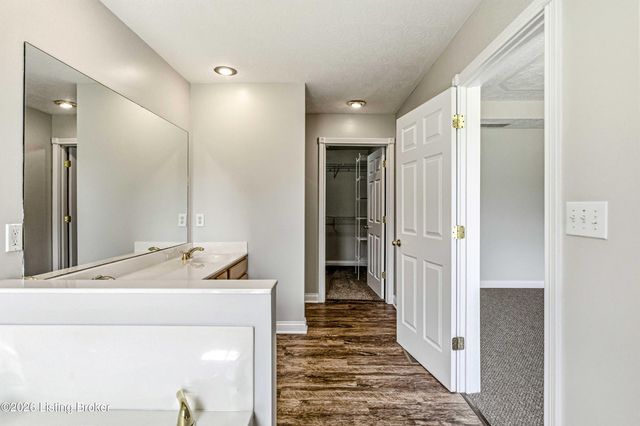 144 The Landings, Taylorsville, KY 40071
