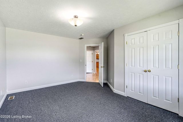 144 The Landings, Taylorsville, KY 40071