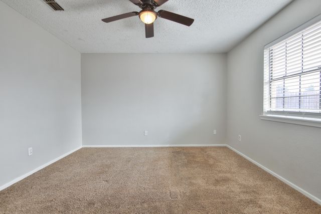 6011 13th Street, Lubbock, TX 79416