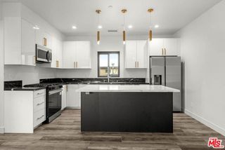 1920 S Sherbourne Drive 1920 & 1/2, Los Angeles, CA 90034