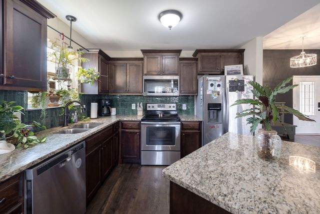 7560 S Swift Rd, Goodlettsville, TN 37072