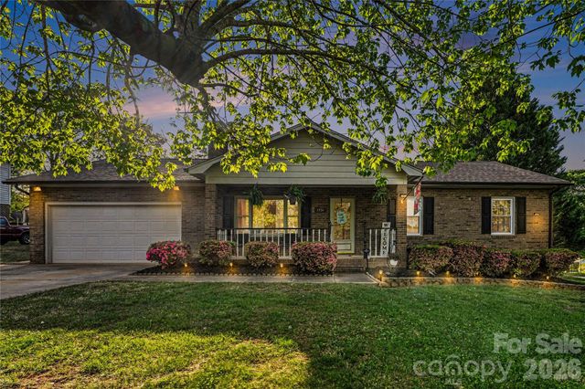 1451 31st Street Place NE, Conover, NC 28613