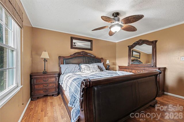 1451 31st Street Place NE, Conover, NC 28613