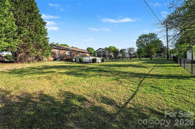 1451 31st Street Place NE, Conover, NC 28613