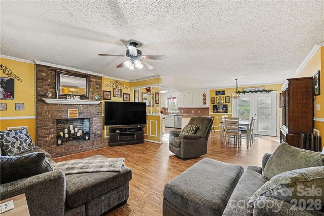 1451 31st Street Place NE, Conover, NC 28613