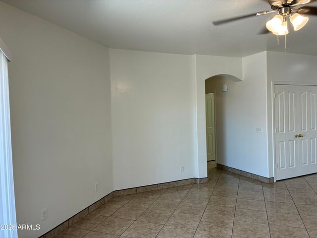 24775 W DOVE Trail, Buckeye, AZ 85326