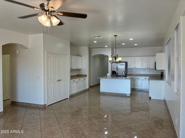24775 W DOVE Trail, Buckeye, AZ 85326