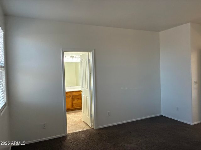 24775 W DOVE Trail, Buckeye, AZ 85326