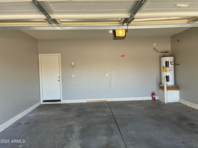 24775 W DOVE Trail, Buckeye, AZ 85326