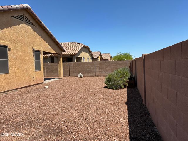 24775 W DOVE Trail, Buckeye, AZ 85326