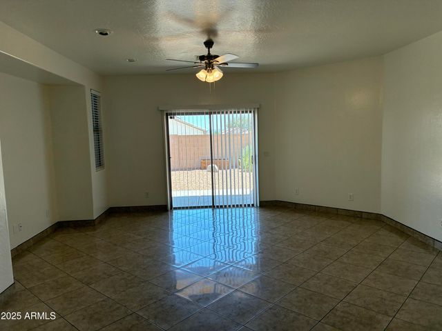 24775 W DOVE Trail, Buckeye, AZ 85326