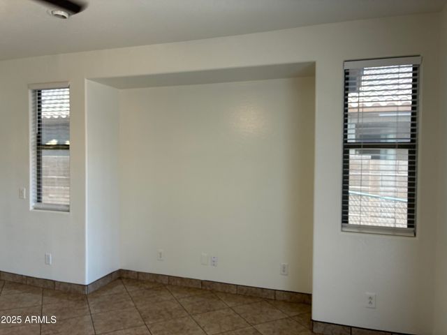 24775 W DOVE Trail, Buckeye, AZ 85326
