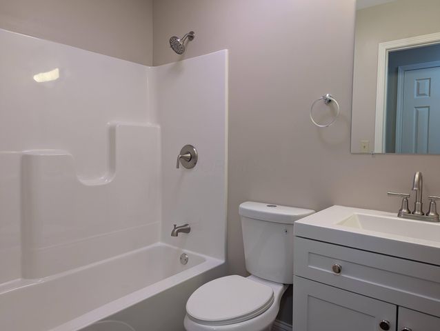 3653 Redwood Boulevard, Springfield, OH 45503