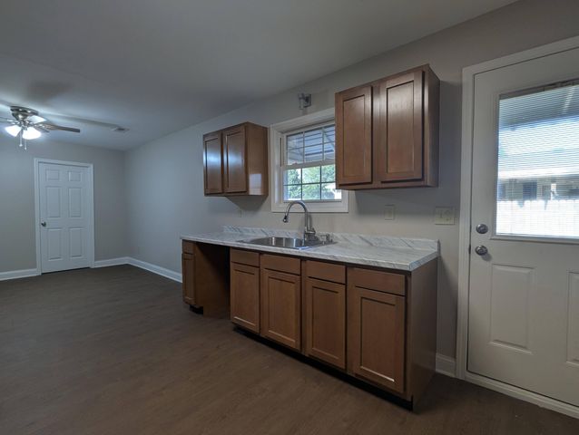 3653 Redwood Boulevard, Springfield, OH 45503