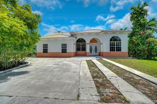25 Ludlam Dr, Miami Springs, FL 33166