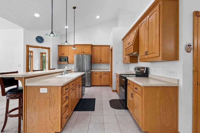 2981 DURHAM ROAD, Green Bay, WI 54311