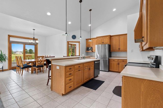 2981 DURHAM ROAD, Green Bay, WI 54311