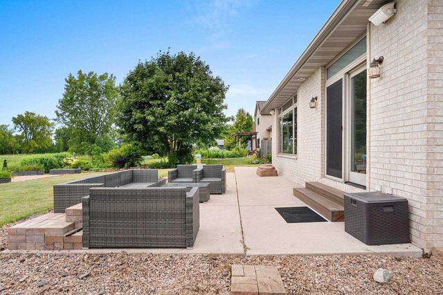 2981 DURHAM ROAD, Green Bay, WI 54311