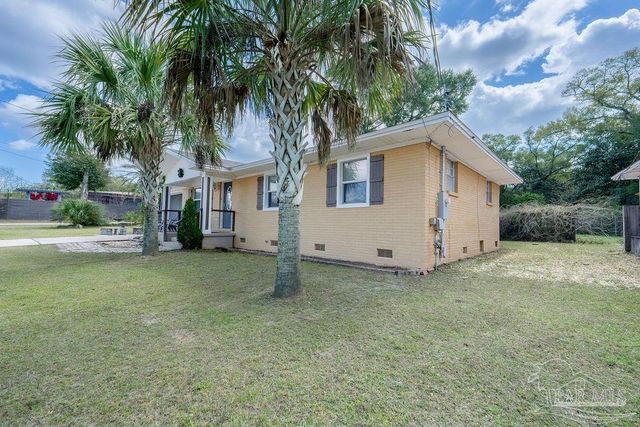 3521 Briar Cliff Dr, Pensacola, FL 32505