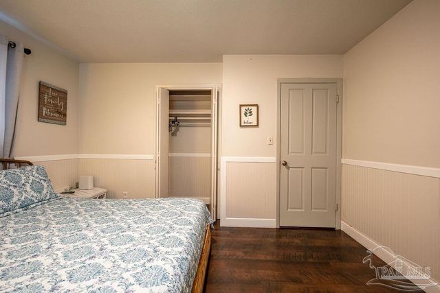 3521 Briar Cliff Dr, Pensacola, FL 32505