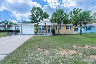3521 Briar Cliff Dr, Pensacola, FL 32505
