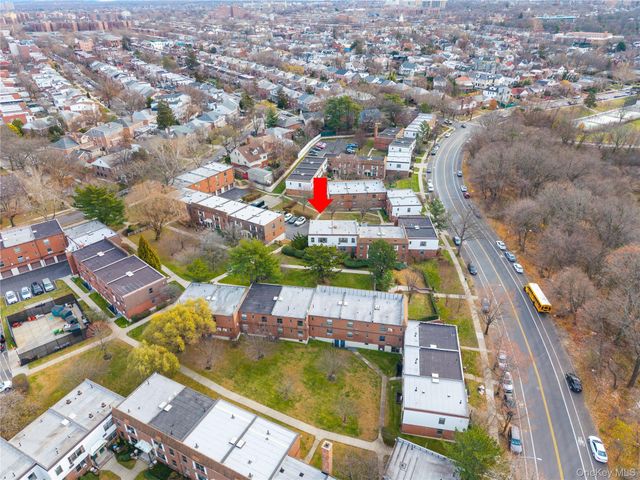 70-79 Park Drive E B, Flushing, NY 11367