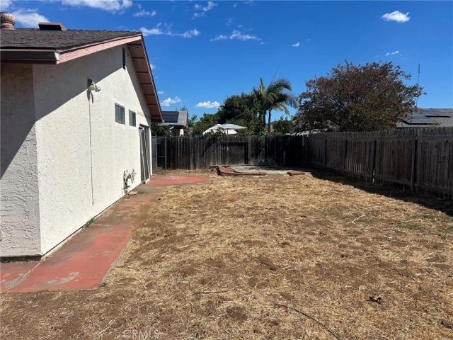 945 Sendero, Escondido, CA 92026