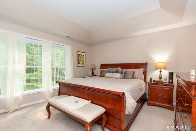 8 Minuteman Circle 8, Southbury, CT 06488