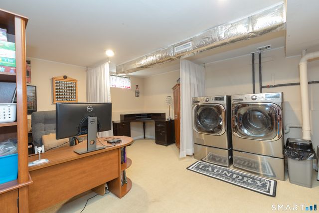 8 Minuteman Circle 8, Southbury, CT 06488