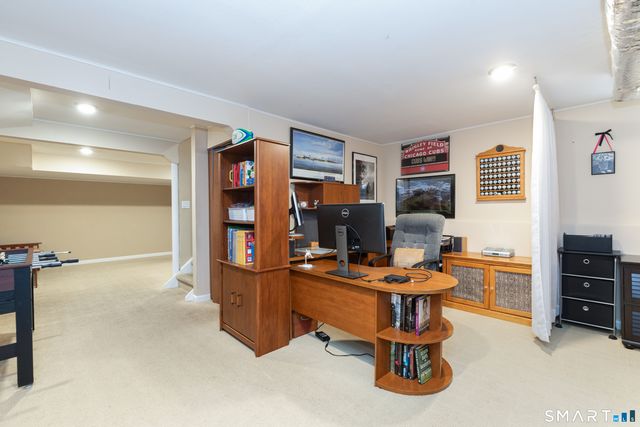 8 Minuteman Circle 8, Southbury, CT 06488