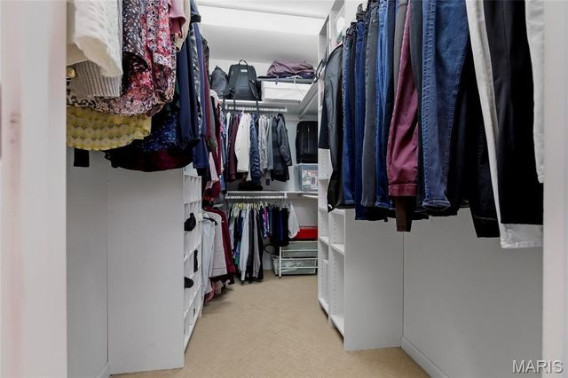 920 Claymark Drive, Town And Country, MO 63131