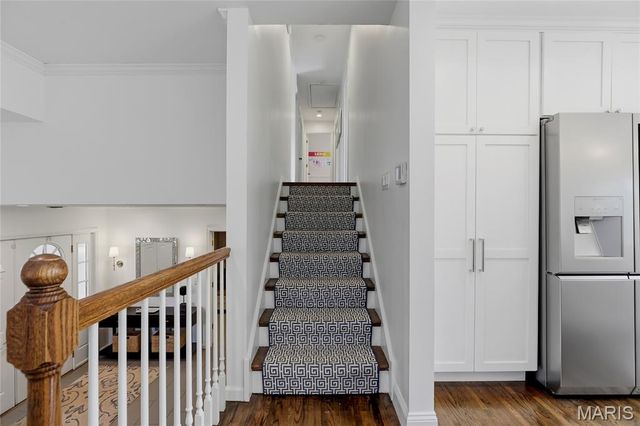 920 Claymark Drive, Town And Country, MO 63131