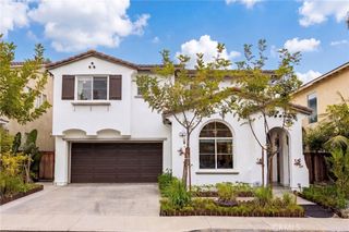 18 Radiance Lane, Rancho Santa Margarita, CA 92688