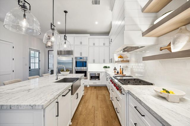 1410 Indiana Street, Houston, TX 77006