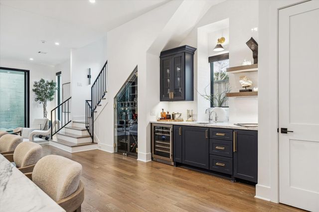 1410 Indiana Street, Houston, TX 77006