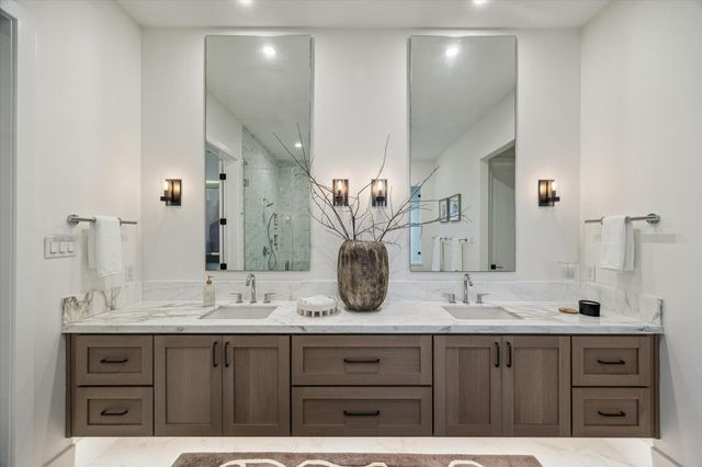 1410 Indiana Street, Houston, TX 77006