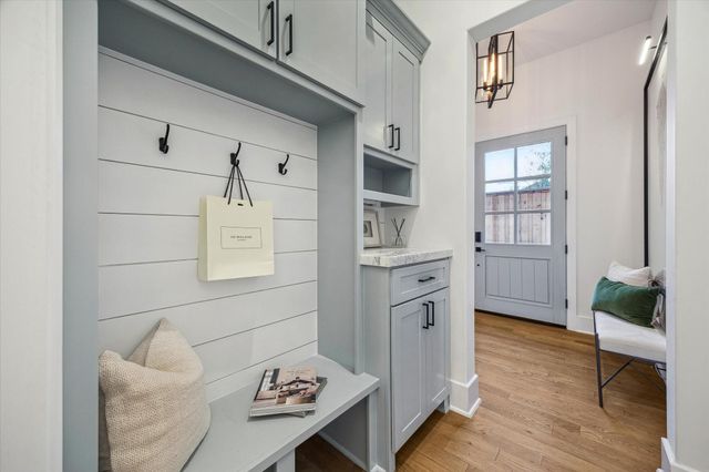 1410 Indiana Street, Houston, TX 77006