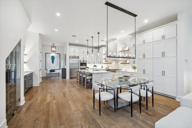 1410 Indiana Street, Houston, TX 77006