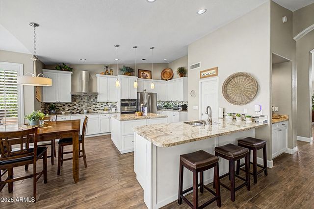 26427 S FLAME TREE Drive, Sun Lakes, AZ 85248