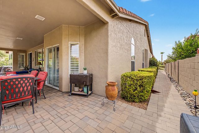 26427 S FLAME TREE Drive, Sun Lakes, AZ 85248