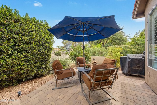 26427 S FLAME TREE Drive, Sun Lakes, AZ 85248