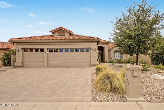 26427 S FLAME TREE Drive, Sun Lakes, AZ 85248