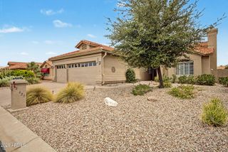26427 S FLAME TREE Drive, Sun Lakes, AZ 85248