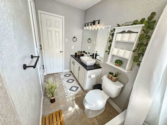 5204 Valleydale Drive, Flower Mound, TX 75028