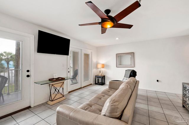 13351 Johnson Beach Rd 215-E, Pensacola, FL 32507