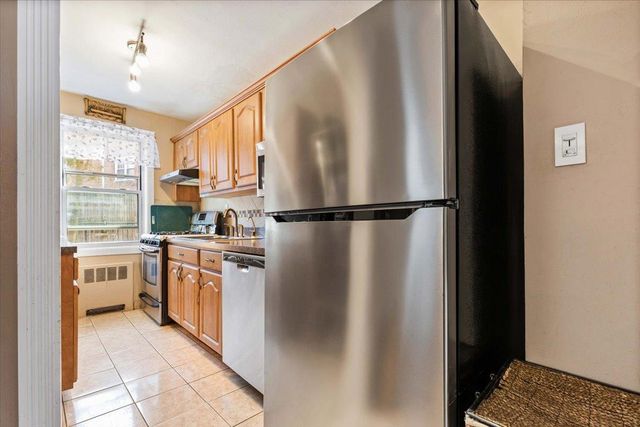 205 W Post Road 1L, White Plains, NY 10606