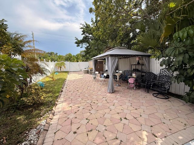 6238 SW 7th Street, Margate, FL 33068