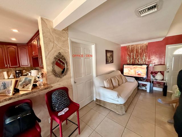 6238 SW 7th Street, Margate, FL 33068