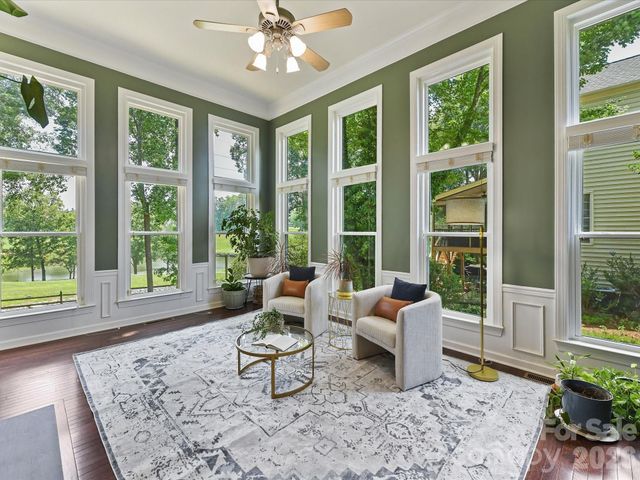 5222 Mcchesney Drive, Charlotte, NC 28269